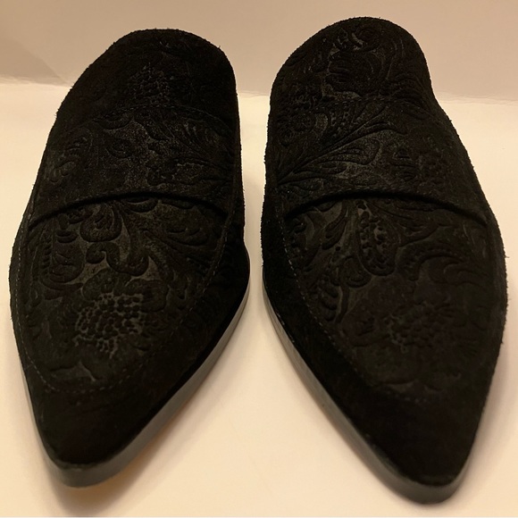 Charles David Slides, Size 10, Black Embossed Suede, Excellent Condition - Picture 2 of 6